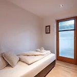 Johann Apartment *