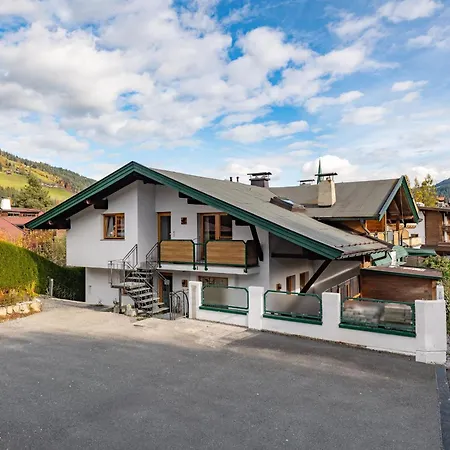 Johann * Kirchberg in Tirol